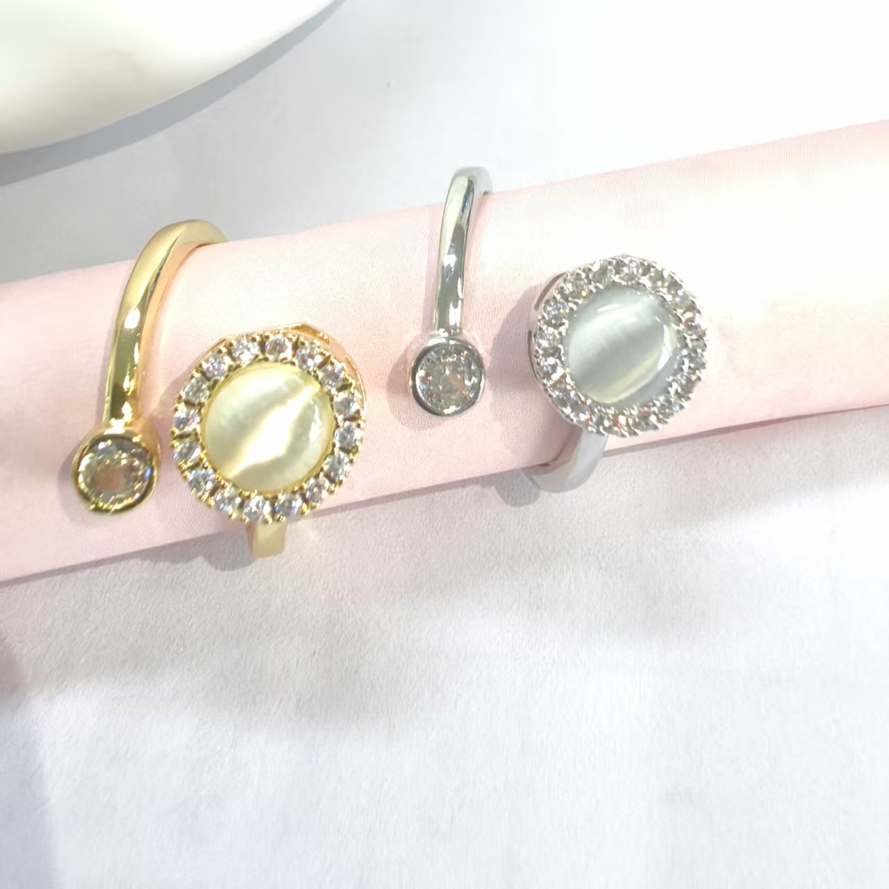 French, Vintage, Graceful, Timeless Cross-border Bestseller Open Cat's Eye Stone Rotatable Ring For Women, Unique Niche Design, Light Luxury, Internet_voghion.com