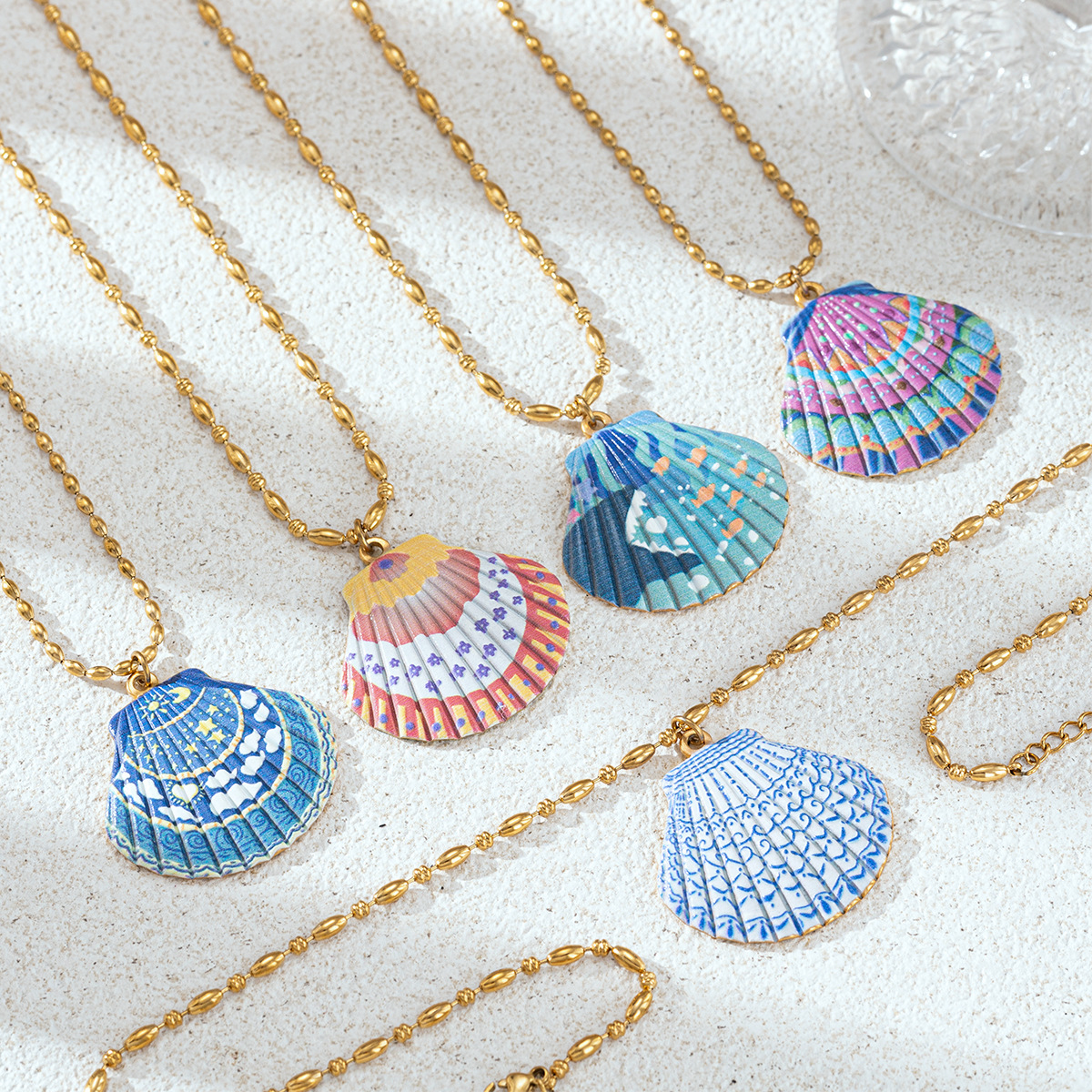 Taina Europa y los Estados Unidos acero titanio vacaciones de mar viento color conchas impresión en color de dibujos animados collar de acero inoxidable nuevos productos transfronterizos al por mayor