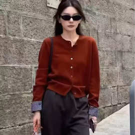 韩版假两件 百搭时尚休闲设计感显瘦显白毛衣开衫