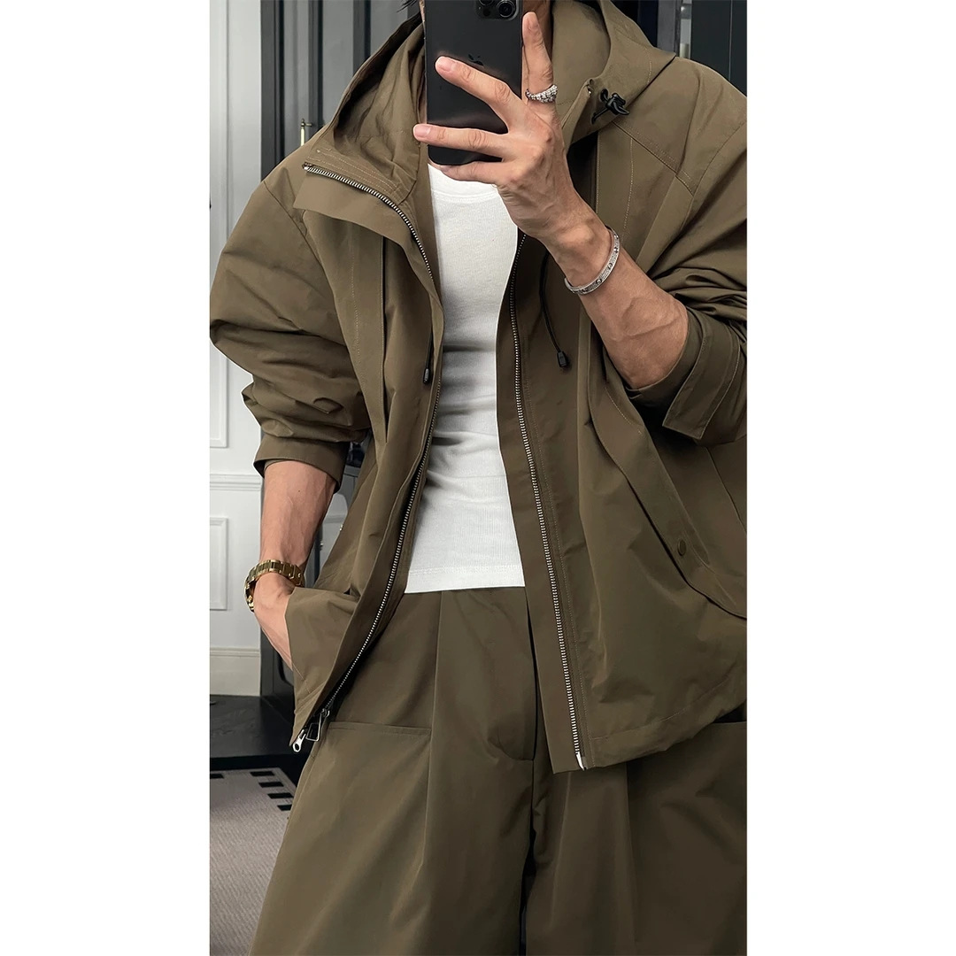 龙刀刀秋季新款潮流美式简约户外冲锋衣连帽夹克宽松百搭休闲套装