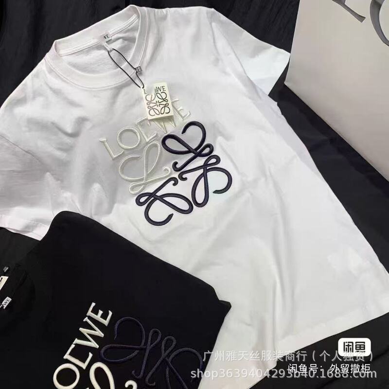 Simple and Elegant Loewe Foreign Trade Embroidered Cotton Short-Sleeve Unisex T-Shirt with a Round Neck, Loose Fit, Casual and Versatile Simple and Elegant Loewe Foreign Trade Embroidered Cotton Short-Sleeve Unisex T-Shirt with a Round Neck, Loose Fit, Casual and Versatile