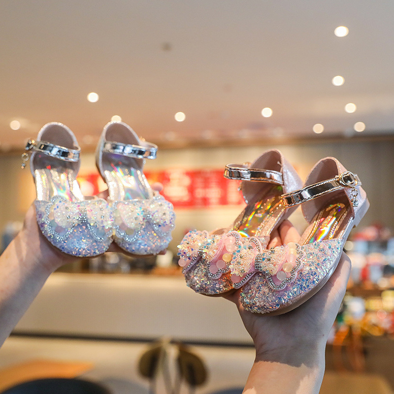 Niños coreanos de moda cristal princesa zapatos primavera y verano 2026 nuevos zapatos de cuero para niñas zapatos de media sandalia