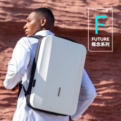 マルコ・ライデンのハードシェルの抗圧電気競争の肩のリュックサックの17.3インチの盗難防止のパソコンはレジャーの学生のカバンを包みます。