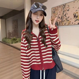 女式T恤;女式卫衣;休闲裤