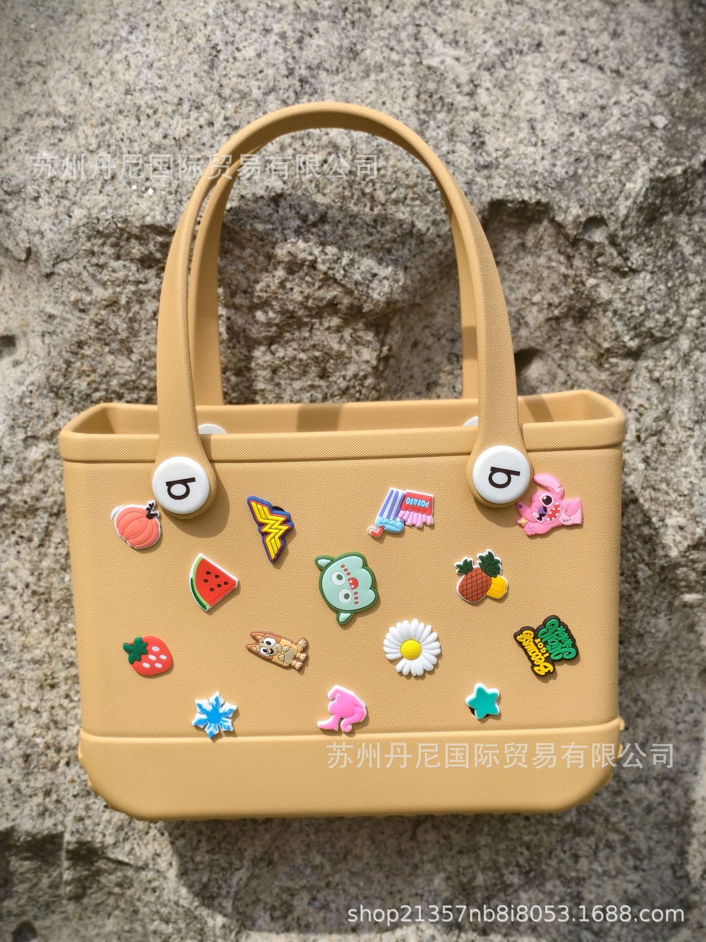 khaki small size 14 random small accessories