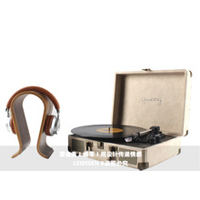 样板房音乐主题 耳机音箱黑胶唱片留声机飘窗书桌影音区软装摆设