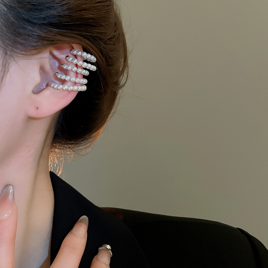 Ear cuff de alta gama multicapa redondo multicapa de 13 perlas