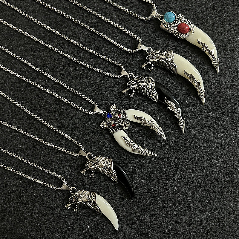 New Personalized Wolf Tooth Pendant Men's Necklace Hip-Hop Student Accessory Long Sweater Chain Vintage Accessory New Personalized Wolf Tooth Pendant Men's Necklace Hip-Hop Student Accessory Long Sweater Chain Vintage Accessory