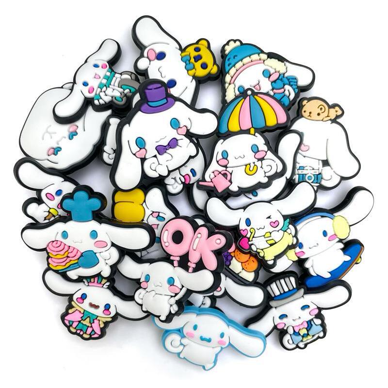 Random hole shoes buckle 20 30 50 100pcs random PVC shoes charm garden shoes accessories children party gift