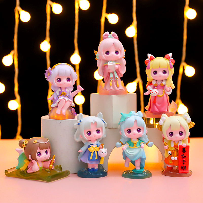Internet Celebrity Chinese Clothing Cute Doll Encountered Spring Breeze Blind Box Ancient Clothes Resin Crafts Office Desktop Decorations