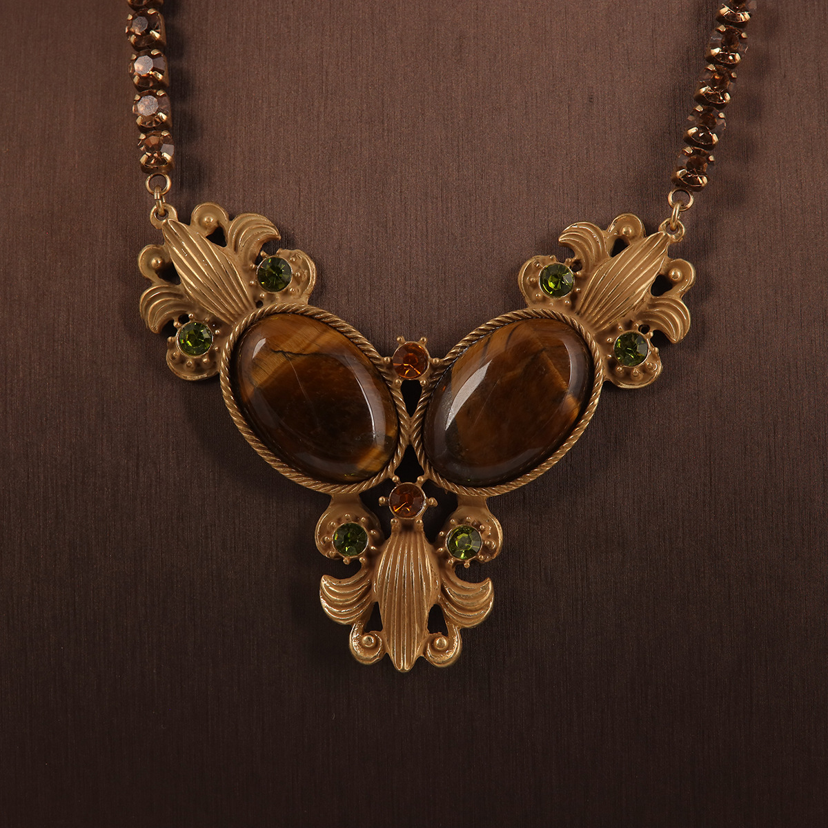 retro fashionable elegant design necklace from pearl