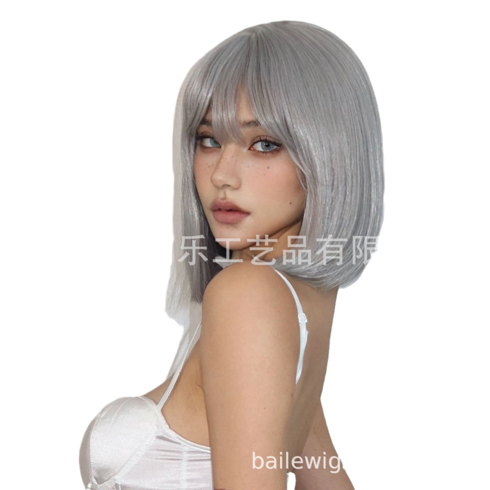 Pelucas europeas y americanas con flequillo, cabello corto liso gris plateado, peluca completa, fabricante de bobos, pelucas al por mayor en stock image 6