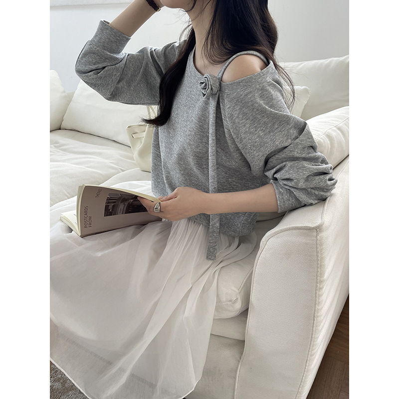 【Geming】Korean-Style Autumn New Women's Top with Floral One-Shoulder Design, Wholesale Sweatshirt Bn2289