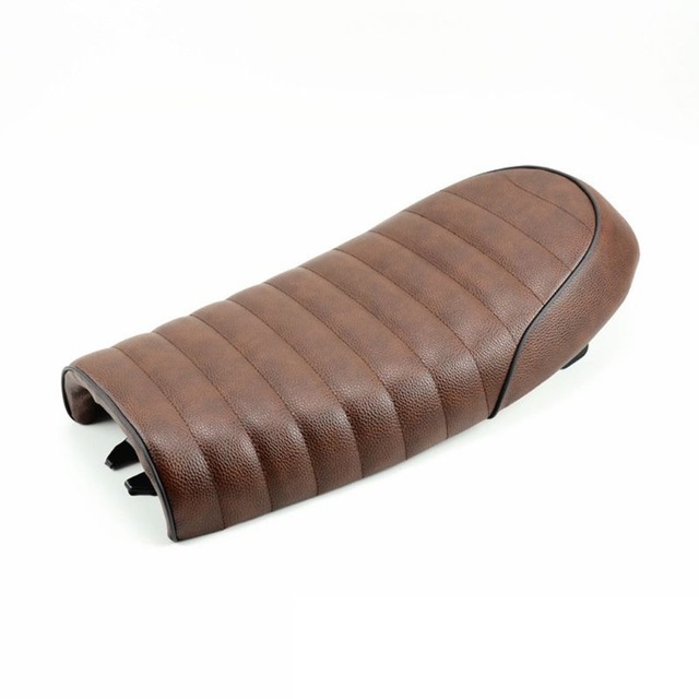 Motorcycle modified retro seat cushion, flat style men's straddle seat cushion, CG125 hump seat cushion