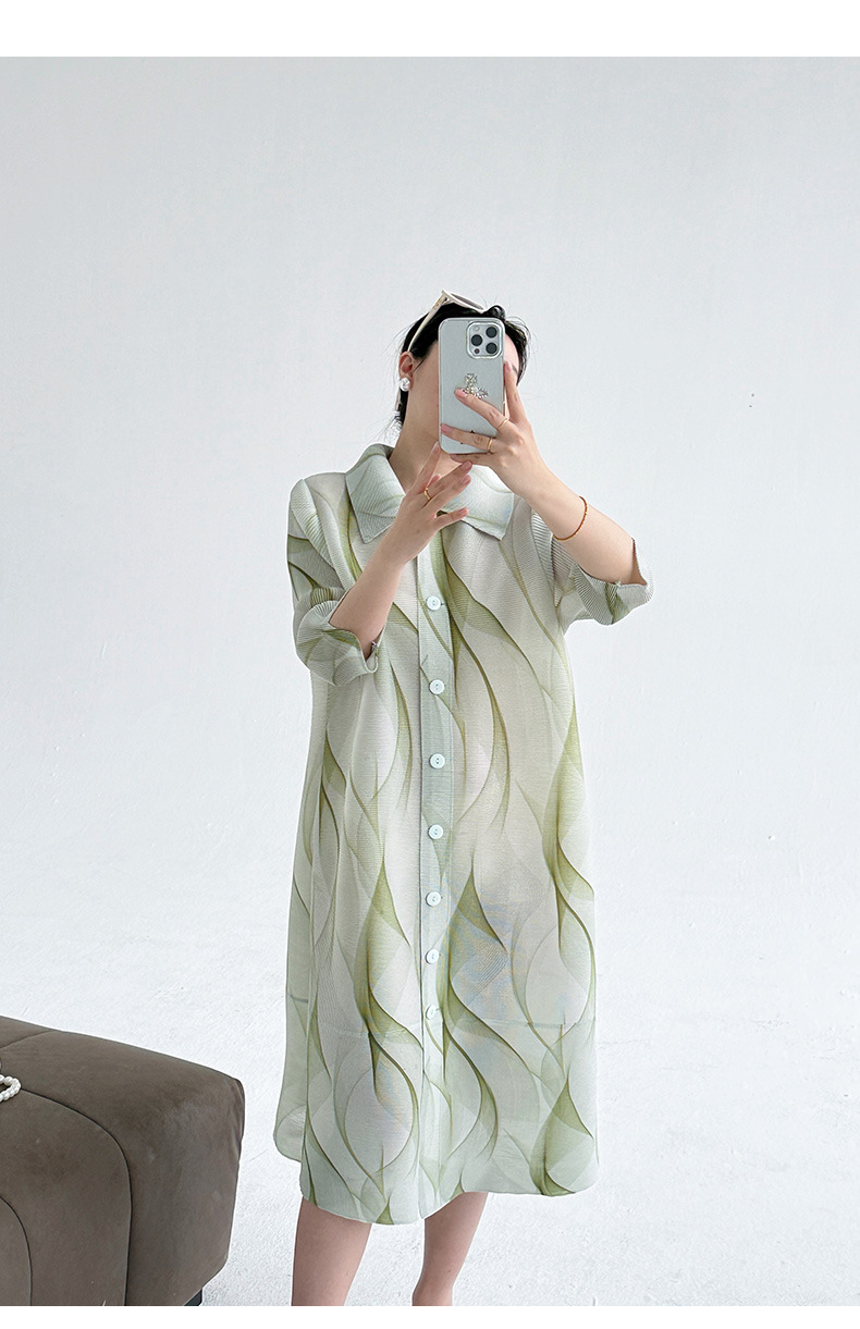 Váy maxi nữ thắt eo họa tiết vẽ mực phong cách lạnh giá — Màu xanh lục nhạt chi tiết 1