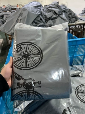 Factory Direct Sales Bicycle Rain Cover, Electric Vehicle Rain Cover, Battery Vehicle Rain Cover (Car clothing) - black-200100