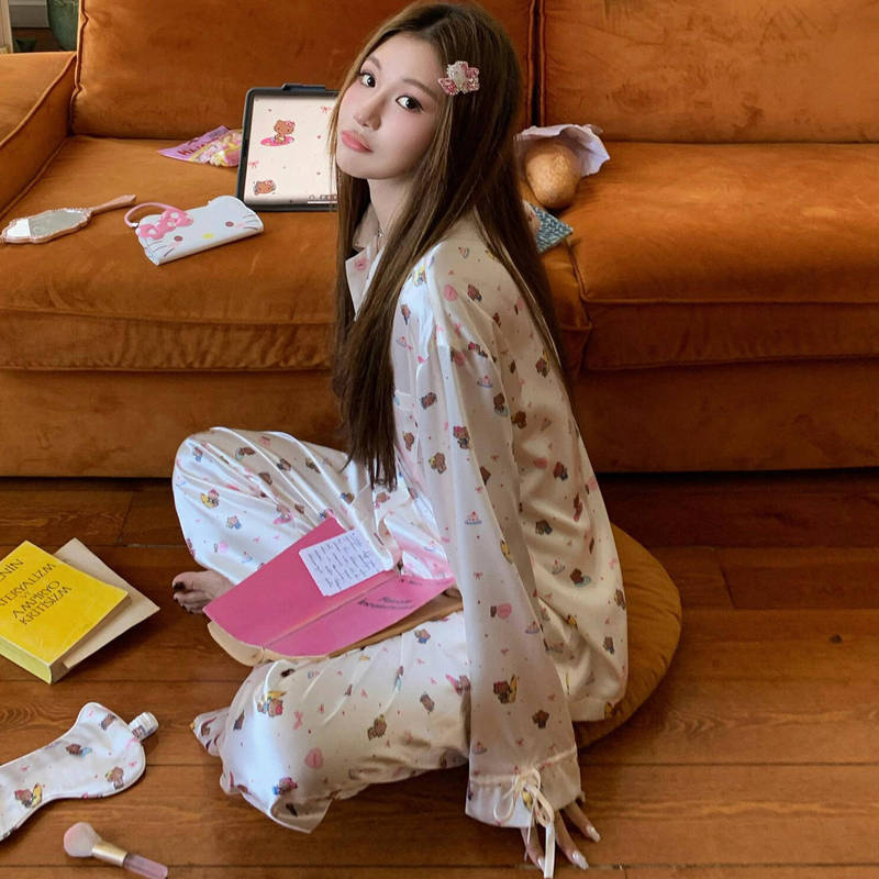 甜美少女卡通Kitty猫冰丝缎面睡衣女款夏季大码长袖长裤家居服ins|undefined