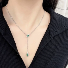 项链;耳环;戒指