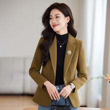 卡其色小西装外套女短款长袖2024秋冬新款时尚气质OL休闲西服上衣