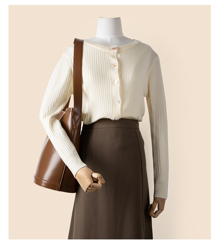 Exquisite and fashionable summer casual cylindrical bag for women, large capacity single shoulder bucket bag, niche_voghion.com