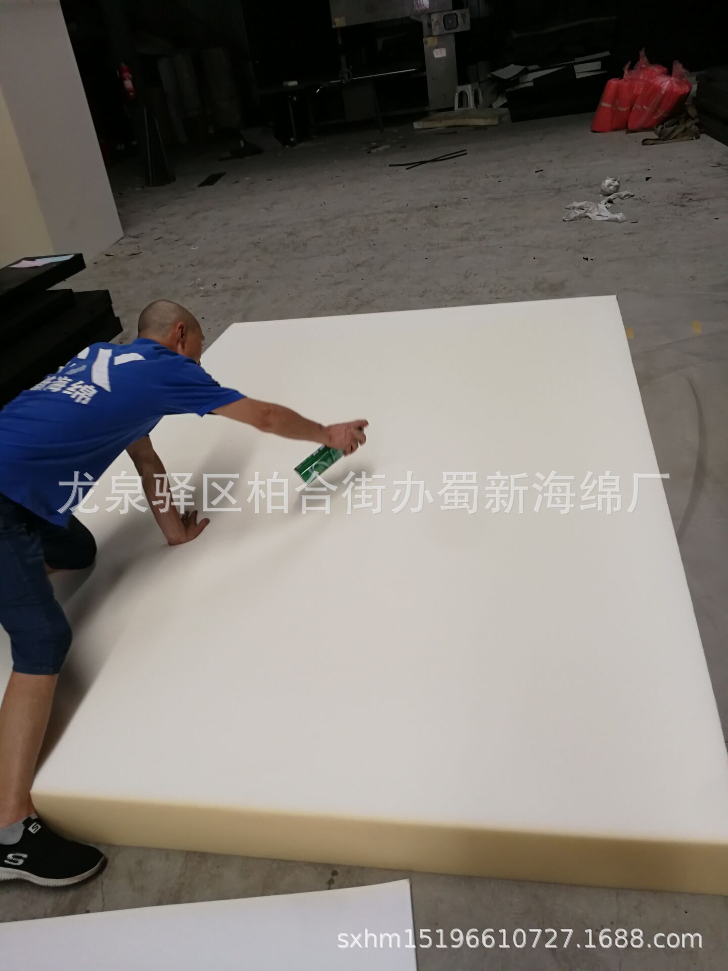 厂家供应20公分珍珠棉运动逃生垫/帆布套高密度逃生运动垫子