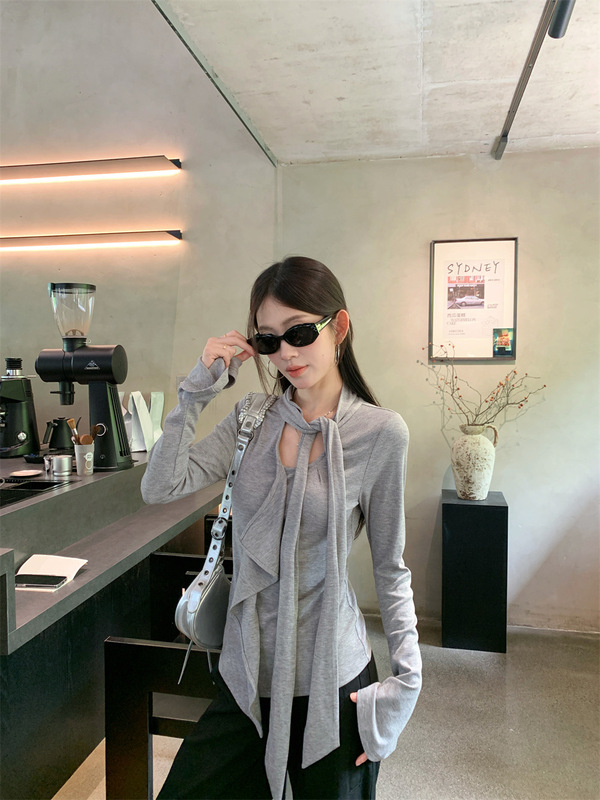 灰色荷叶边飘带圆领T恤针织衫女秋季新款不规则修身长袖打底上衣|undefined