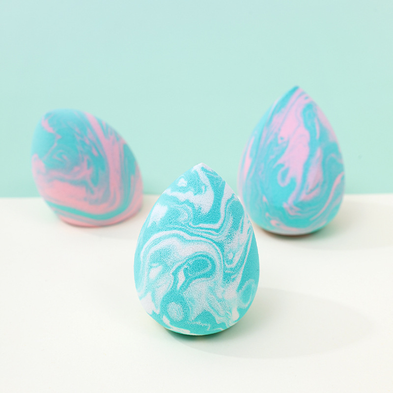 Colores mezclados transfronterizos en forma de gota de maquillaje de belleza en forma de huevo La borla de polvo se agranda con el agua, la fábrica de huevos de esponja de maquillaje sin látex se personaliza al por mayor