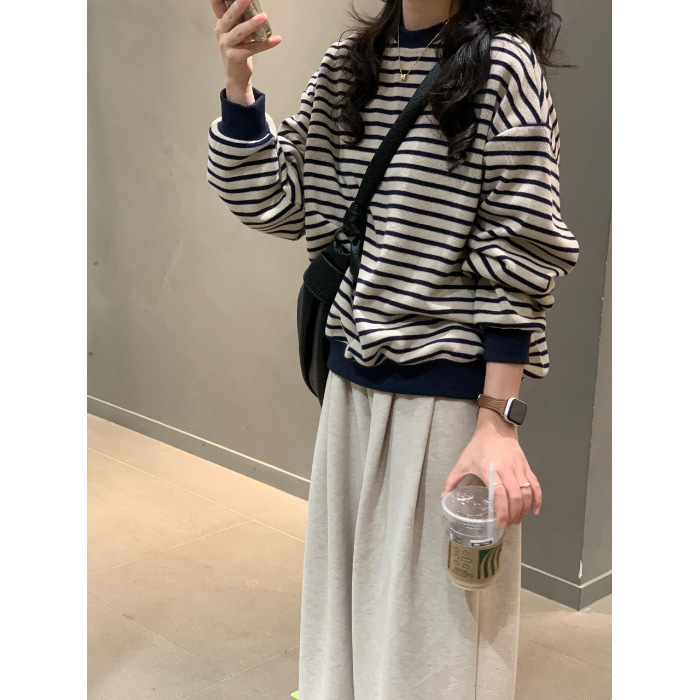 复古条纹圆领卫衣女2025早秋新款慵懒风宽松休闲显瘦长袖针织上衣|undefined