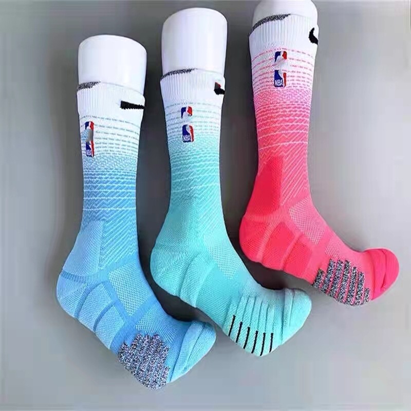 Cross-Border Export Nba Co-Branded Gradient Color Mid-Tube Sports Socks for Men and Women Sweat-Absorbent Non-Slip Breathable Towel Bottom Basketball Socks