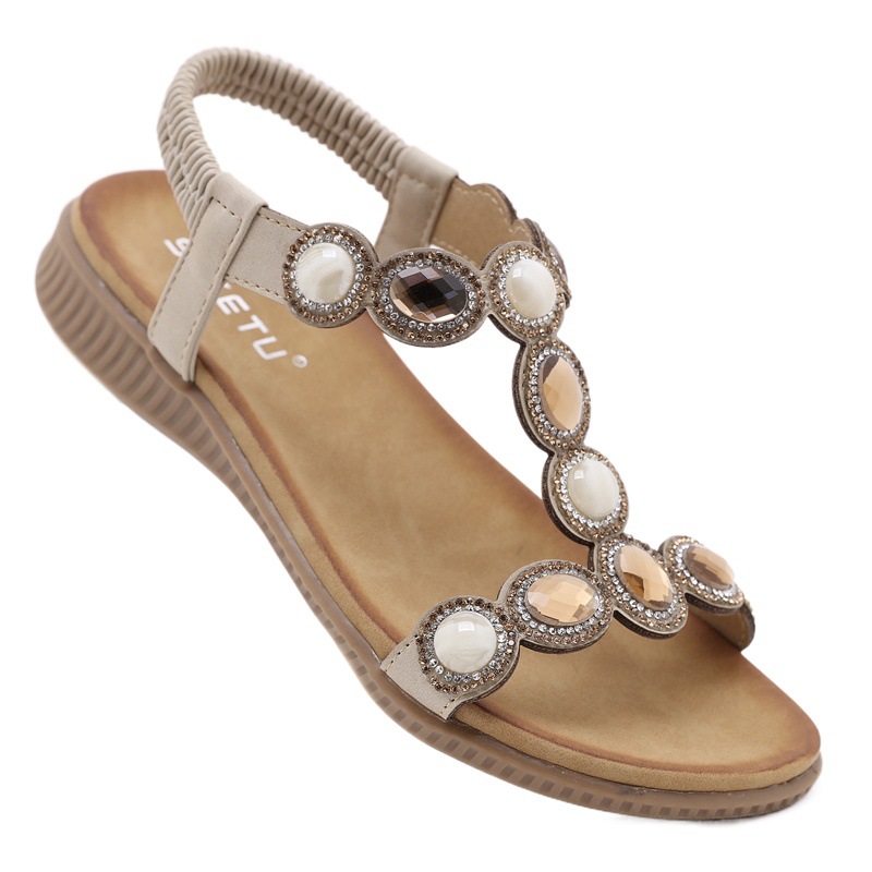 En stock 2024 nuevas sandalias europeas y americanas Bohemia rhinestone cabeza redonda cómoda vacaciones junto al mar más tamaño zapatos planos