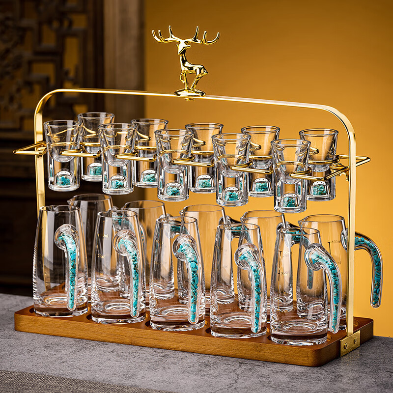 Juego de copas de licor de vidrio con oro, estilo chino, conjunto elegante de vasos pequeños y jarra, venta al por mayor