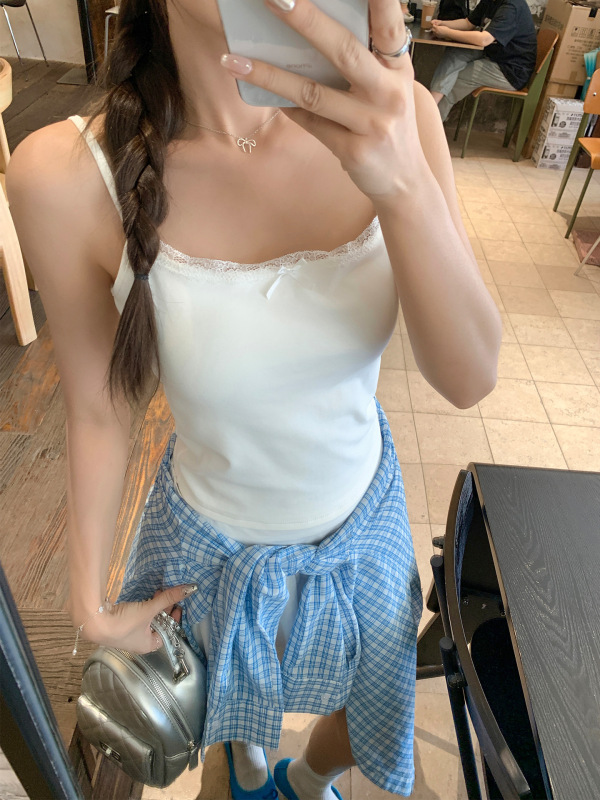 ホットガールレースステッチ胸パッド付き美しいバックサスペンダー女性の2025夏の新しい通勤アウターウェア無地インナートップ|undefined