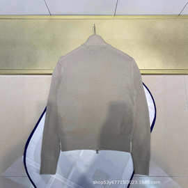 1:1工厂实拍M家针织拼接立领羽绒服轻薄短款通勤街保暖情侣外套