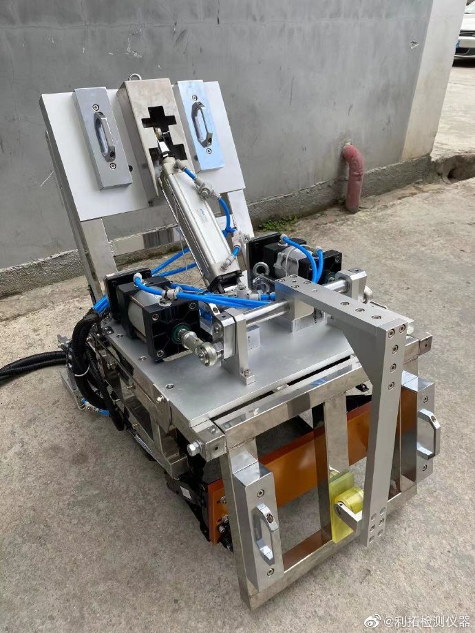 005z98ucgy1gq8tt2ux0vj30u01404