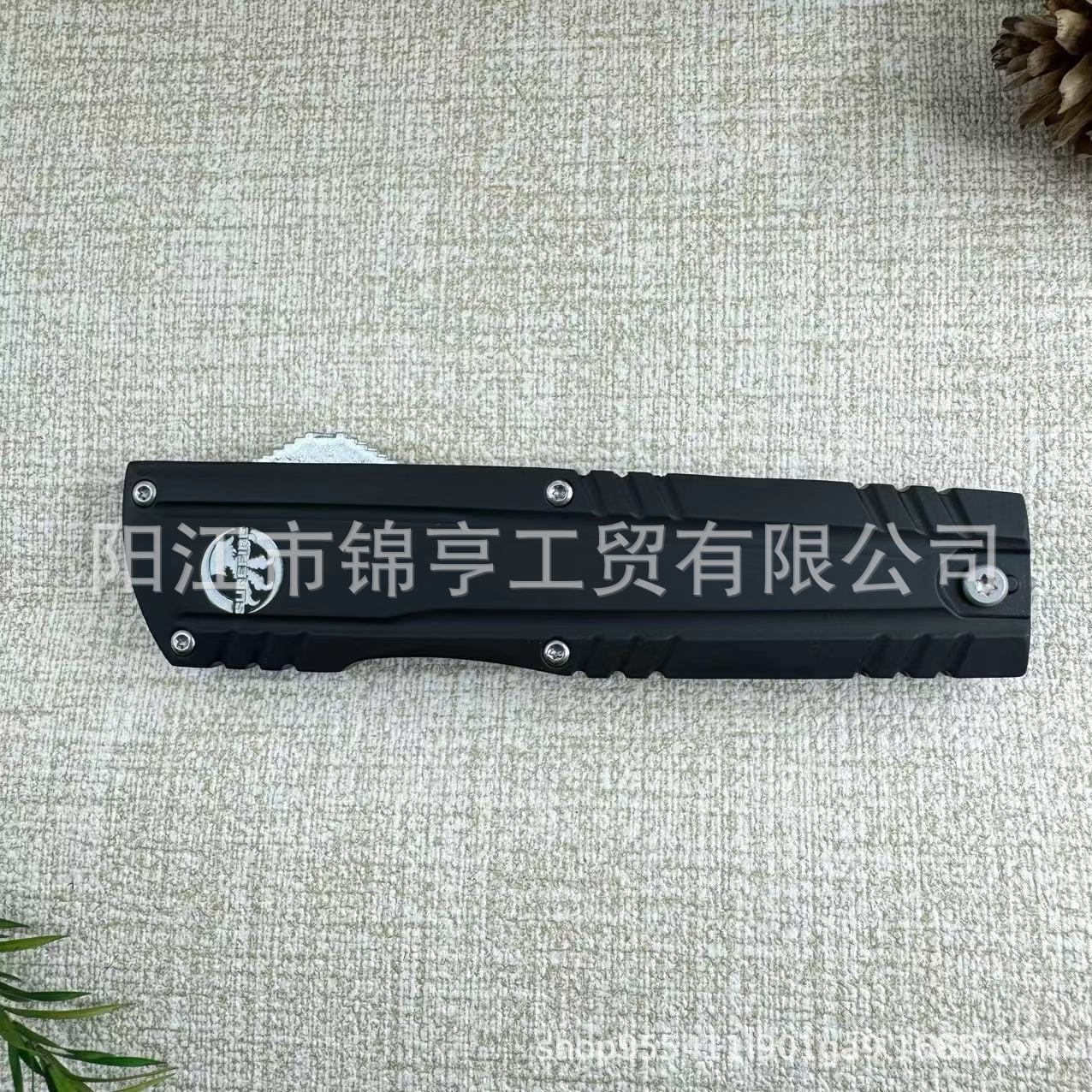 검은색 이중 가장자리