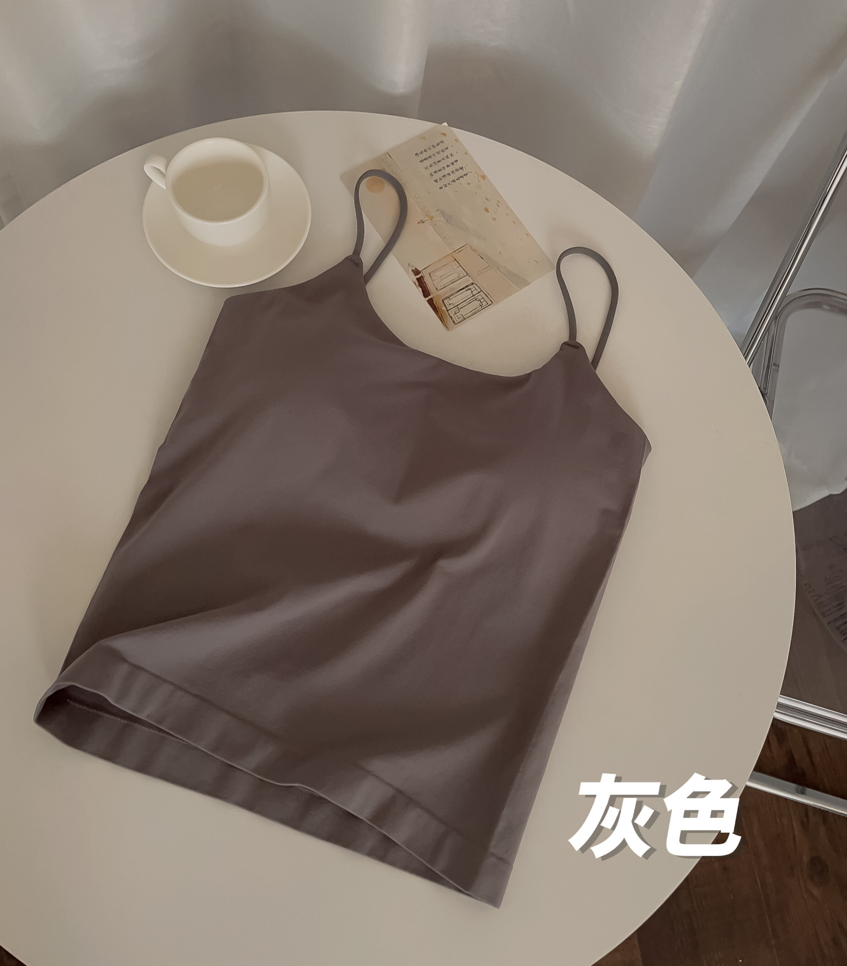 Nuevo estilo hermoso chaleco de pecho con tirantes de espalda para mujer copa fija interior y exterior chica caliente camisola de tubo casual para mujer