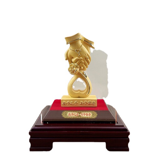 Wedding gifts velvet gold holding hands and children together old ornaments creative western style wedding wedding gold shop gifts