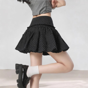 ������ɫ��߅���c����ȹŮ���ļ�С���Ӹ����@�݂���朎����r��ȹ