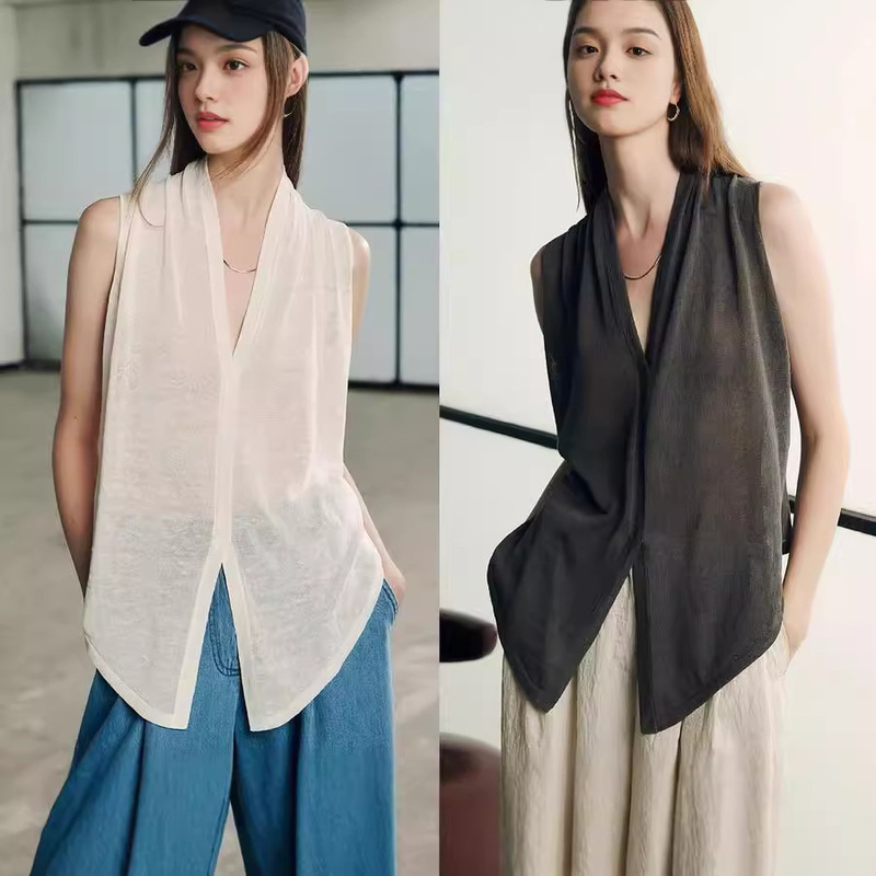 Open/Chicory Is Light and Comfortable, Dark Flower Linen Row Style Paper Man, Lazy and Fashionable, Stacked Shoulder Knitted Vest