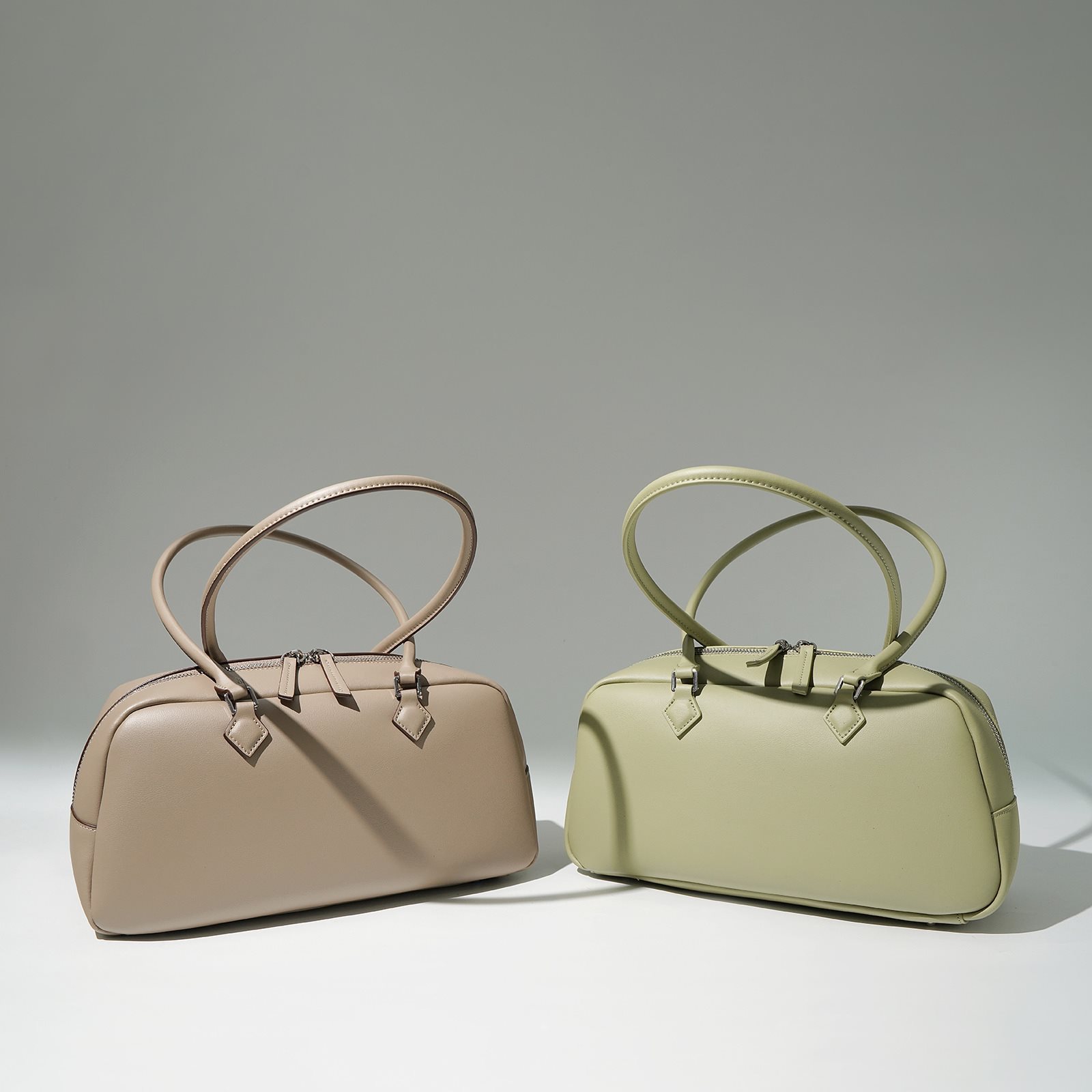 (2개) 봄 새로운 COWHIDE 볼링 백 2024 간단한 통근 올매치 대용량 어깨 가방 마카롱 색상