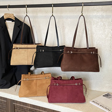 �¿�ͨ��Ů��¹��Ƥ��ɫ�������μ������Ҹ�°��ٴ�Ůʿб���