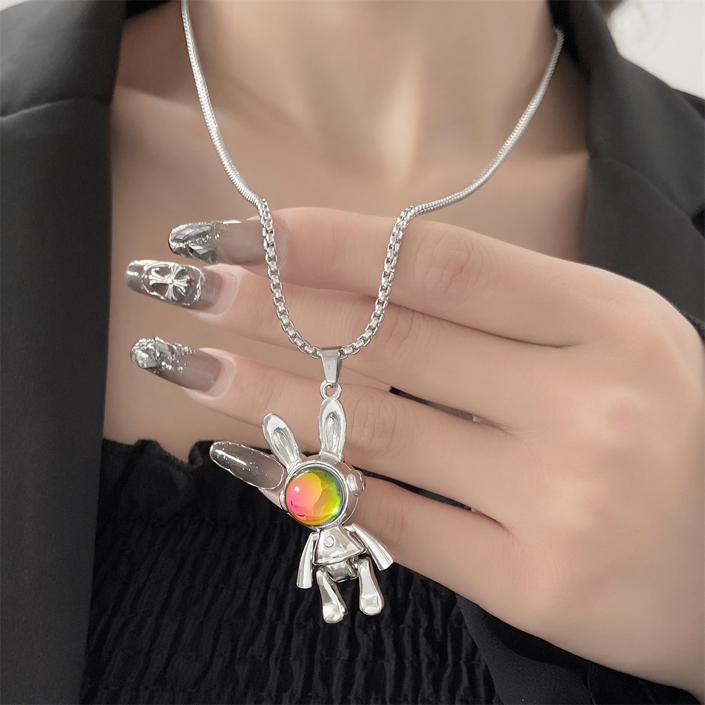 Movable mechanical space rabbit