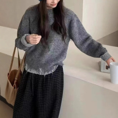 假两件袖口条纹软糯针织毛衣2025年秋冬韩系破洞设计感女士上衣服
