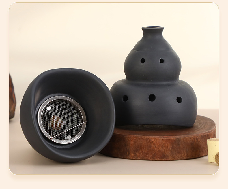 Bian Stone Knee Moxibustion Box with Safflower Moxa Stick Home Warm Therapy Tool for Knee Joint Care in use