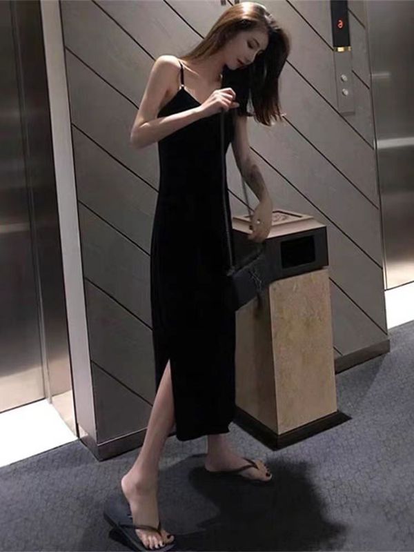 ヘボンの小さい黒いスカートの黒い高冷のお姉さんの風のガーターのワンピースの女性の夏のフランス式のセクシーな露背のオープンフォークのロングスカート|undefined