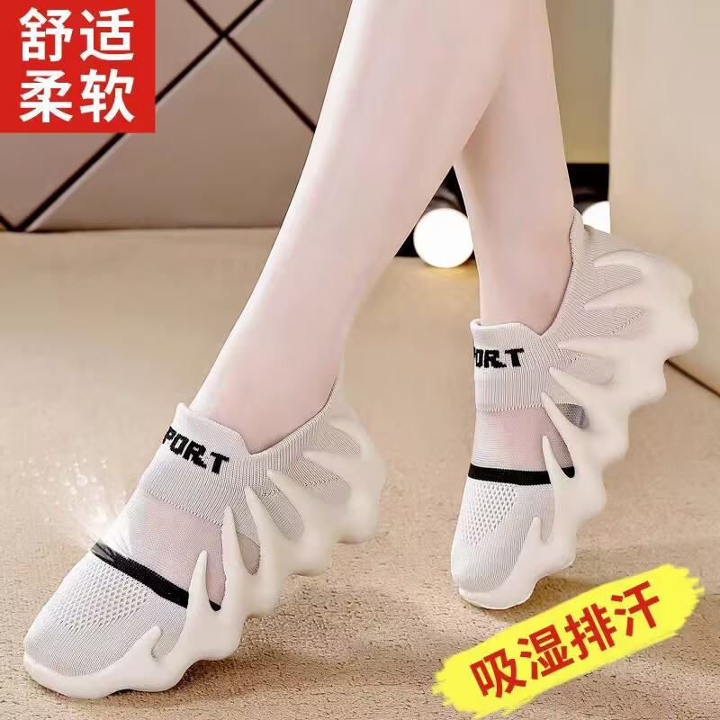 Octopus calcetines zapatos mujer 2025 primavera nuevo estilo coreano estudiantes zapatos deportivos transpirables mujeres corriendo zapatos casuales de tejido volador