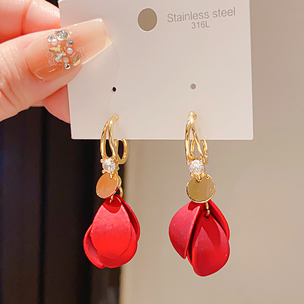 Acrylic retro fashionable small earrings with zircon