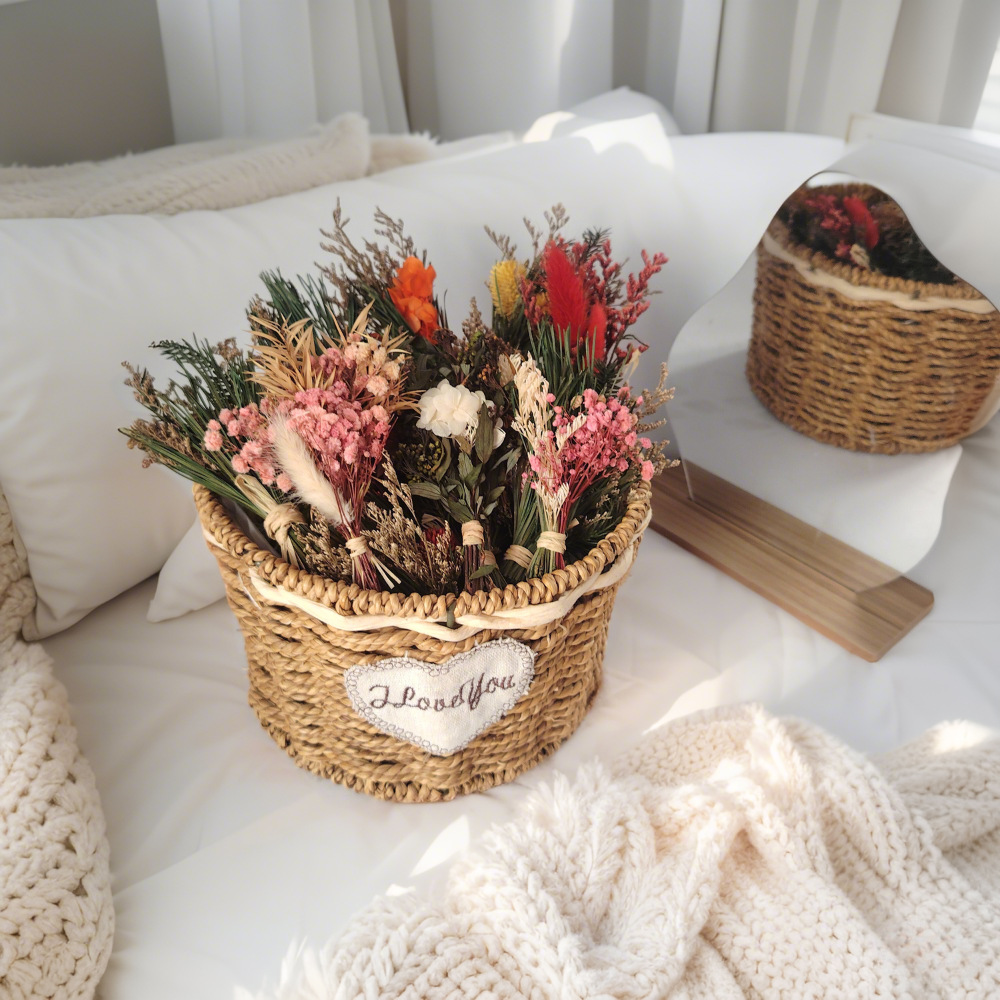 Mori Eternal Flower Mini Real Flower Dry Flower Ramo pequeño Accesorios Decoración hecha a mano Adornos de escritorio