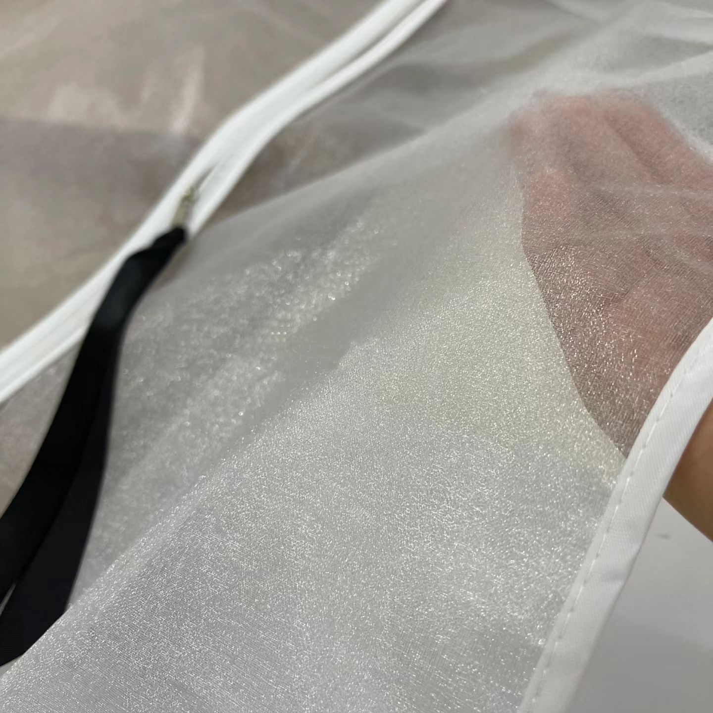 Organza Breathable Clothes Dust Cover Pearlescent White Fur Mink Coat Storage Bag High-grade Ribbon Hanging Pocket