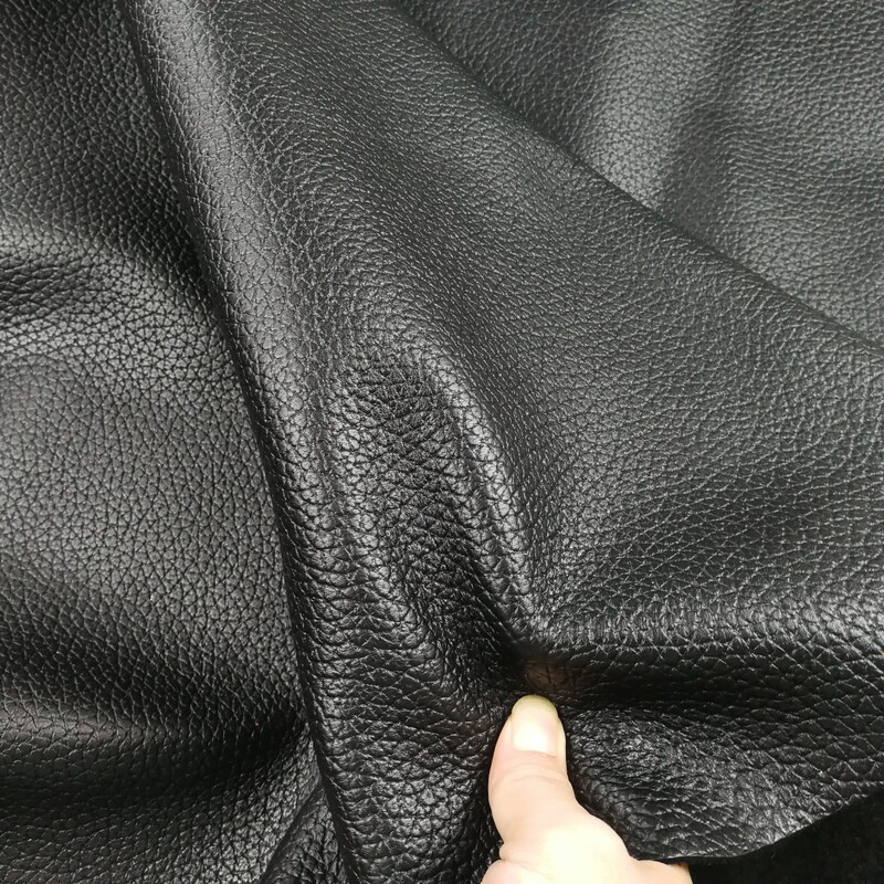 A- grade full grain black top layer yellow cattle leather litchi grain leather 1.8 thick soft leather fabric in stock A- grade full grain black top layer yellow cattle leather litchi grain leather 1.8 thick soft leather fabric in stock